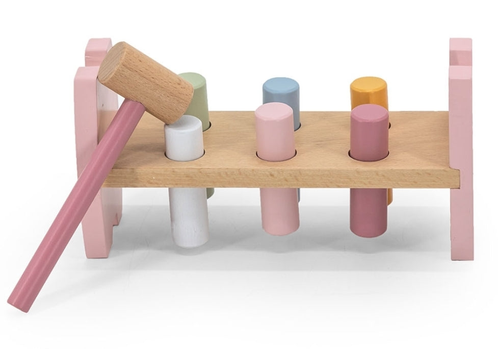 لعبة المطرقة الخشبية