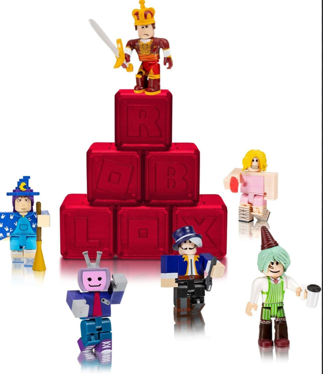 Roblox Figures Set (4 Random Characters)
